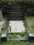 905668 Afbeelding van het graf van het echtpaar Hoonte, op de 3e Algemene Begraafplaats Tolsteeg (Opaalweg) te ...